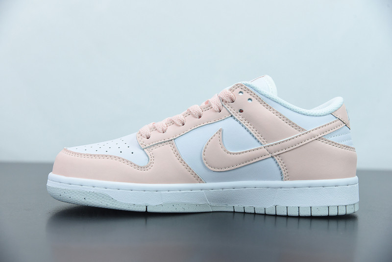 NIKE WMNS DUNK LOW 