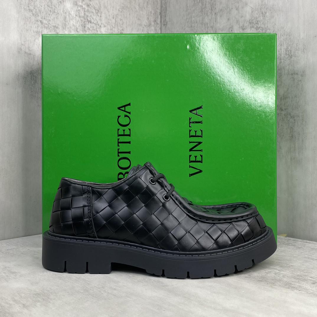 bo*te*ga Ve*ne*ta sneaker