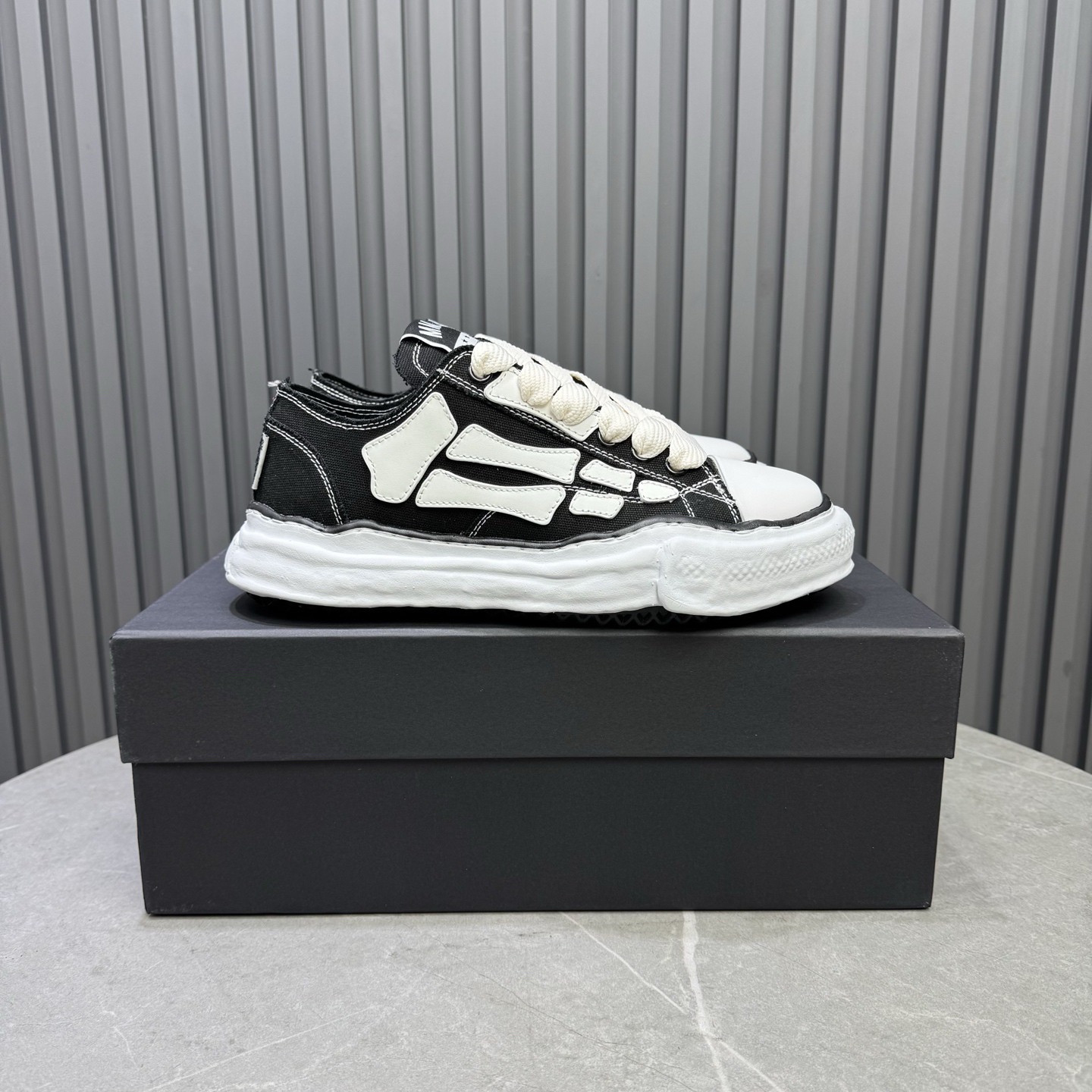 SKEL-TOP LOW SNEAKERS