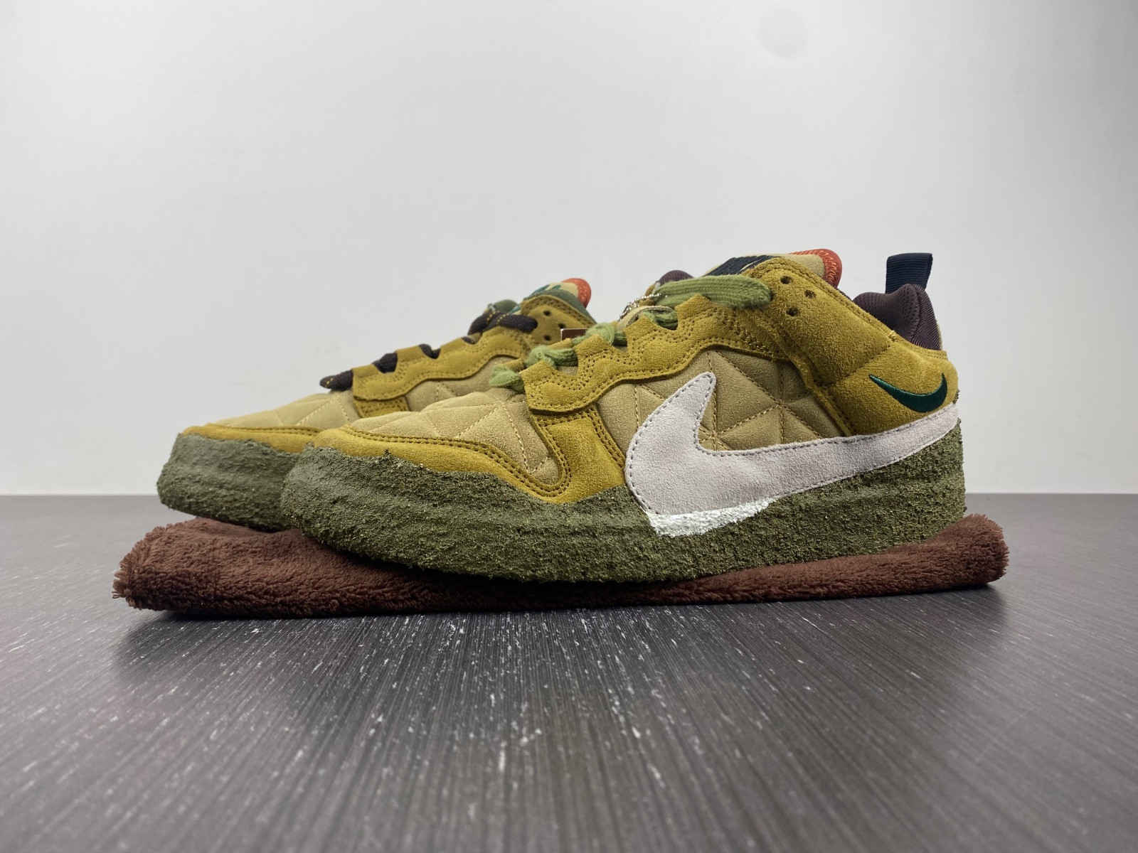 Nike CACTUS PLANT FLEA MARKET X DUNK LOW SP 