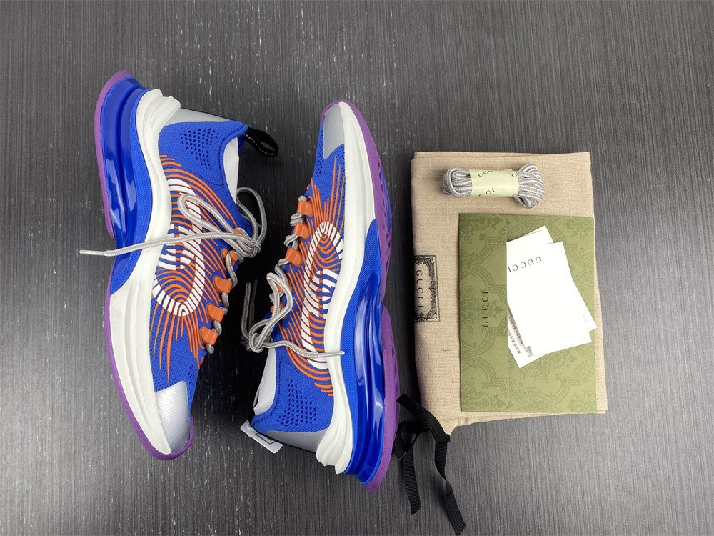 G*u*i sneaker