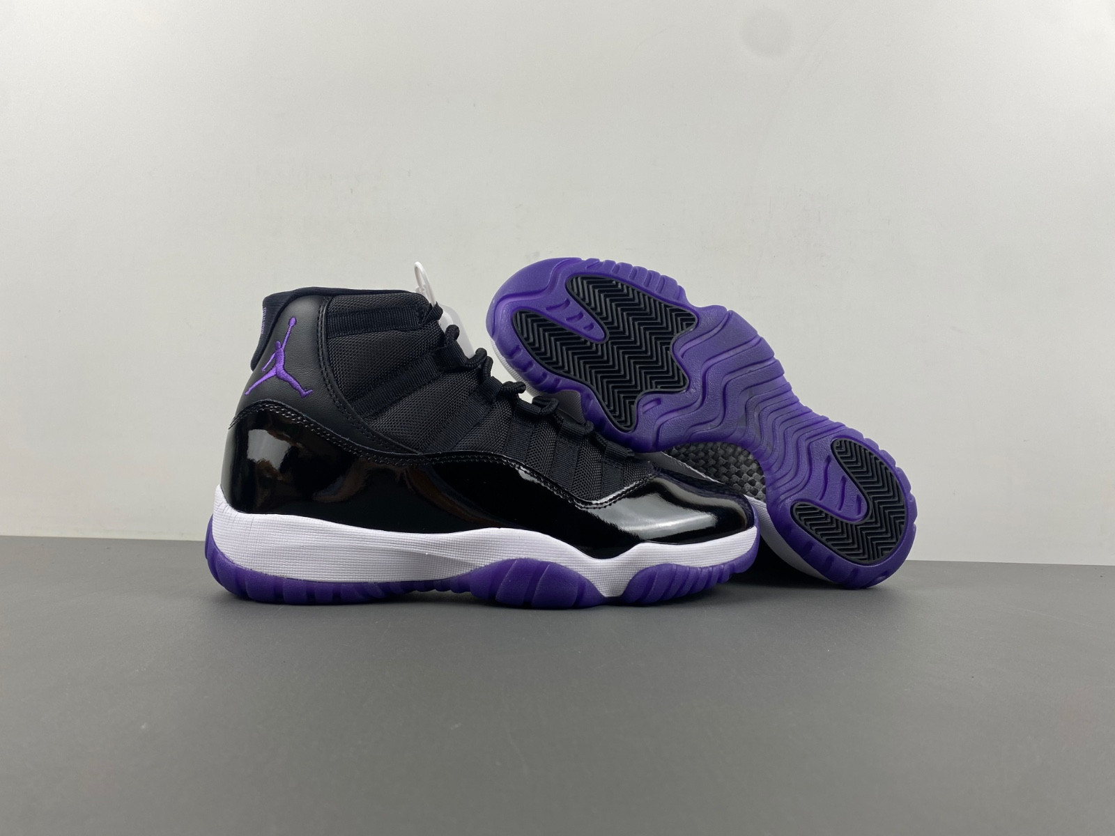 Air Jordan 11