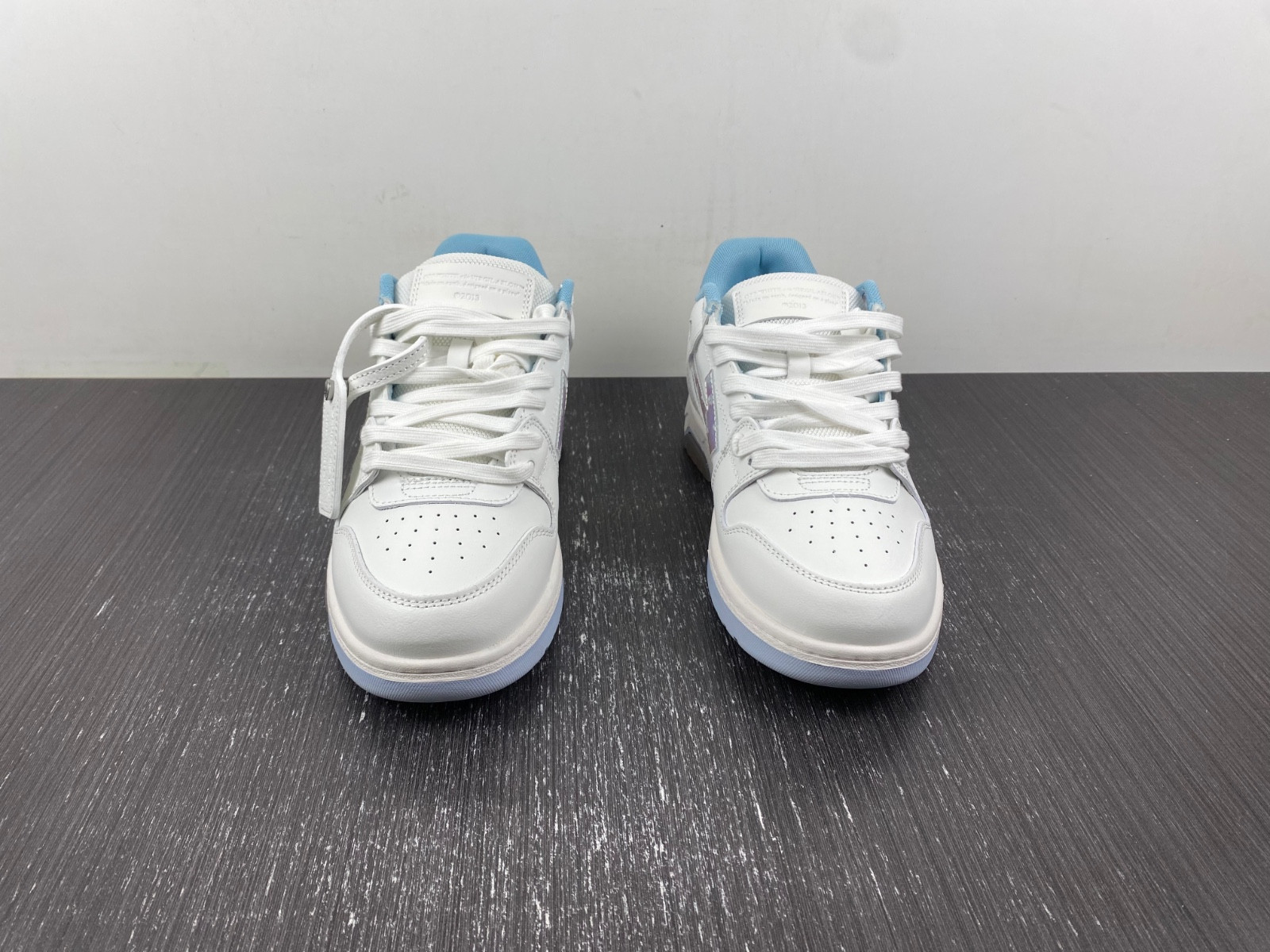 OF™ C/O VIRGIL ABLOH OUT OF OFFICE LOW-TOP LEATHER SNEAKERS ‘OOO“