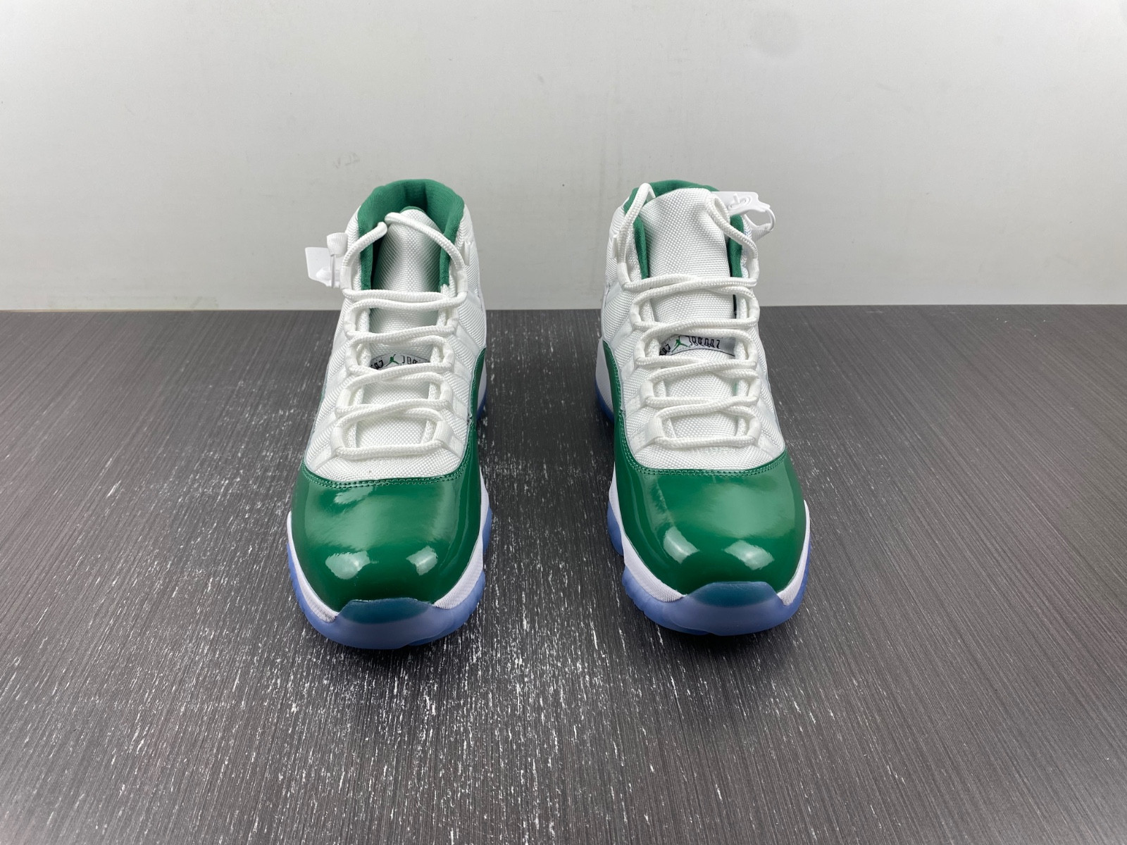 Air Jordan 11