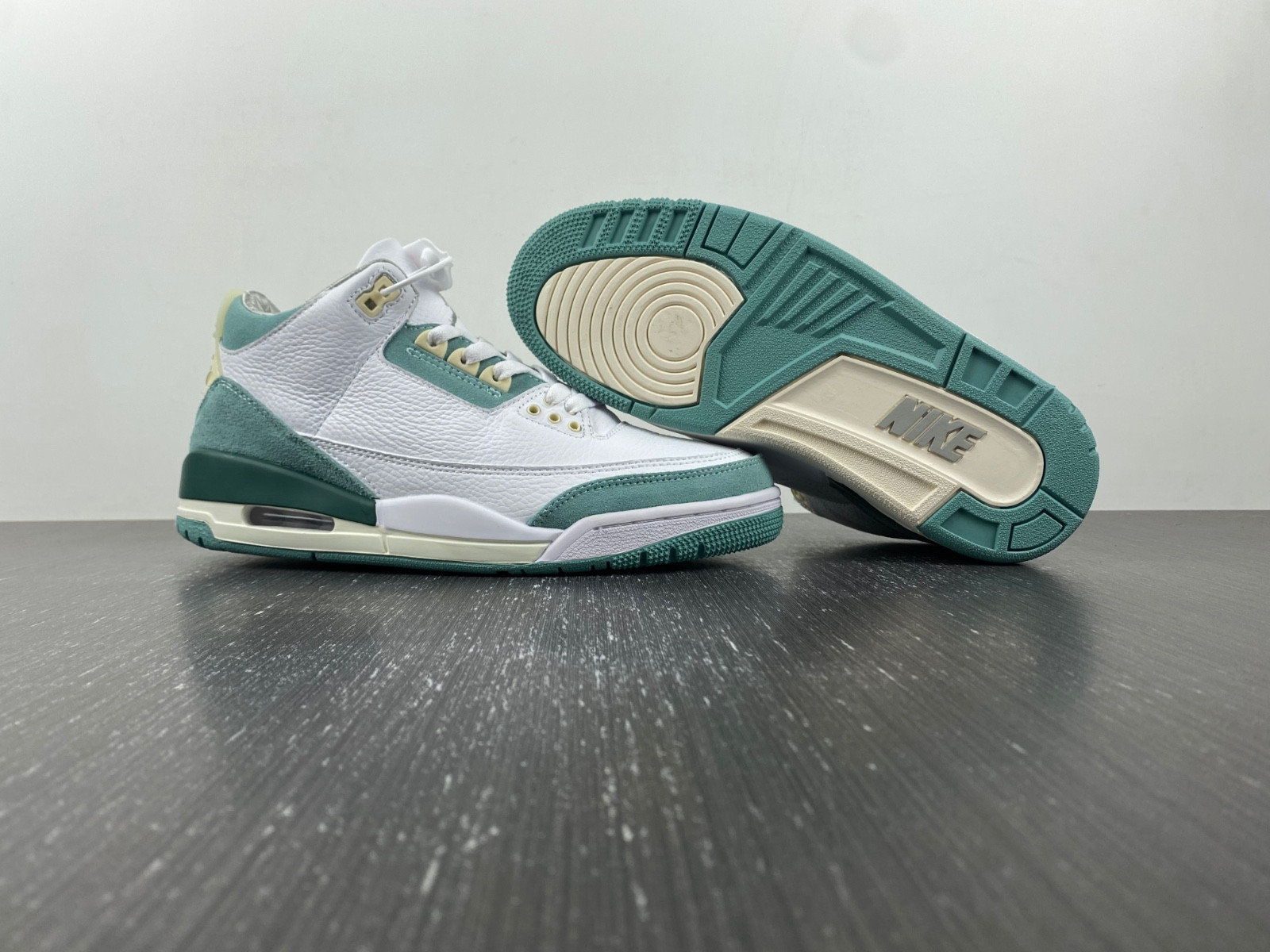 AIR JORDAN 3 RETRO DDT8532-130