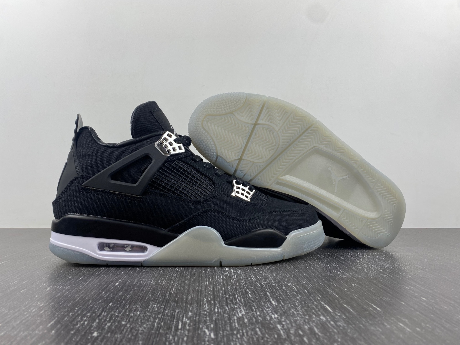 Eminem x Carhartt x Air Jordan 4 Retro ''Black Chrome'' 582314-879