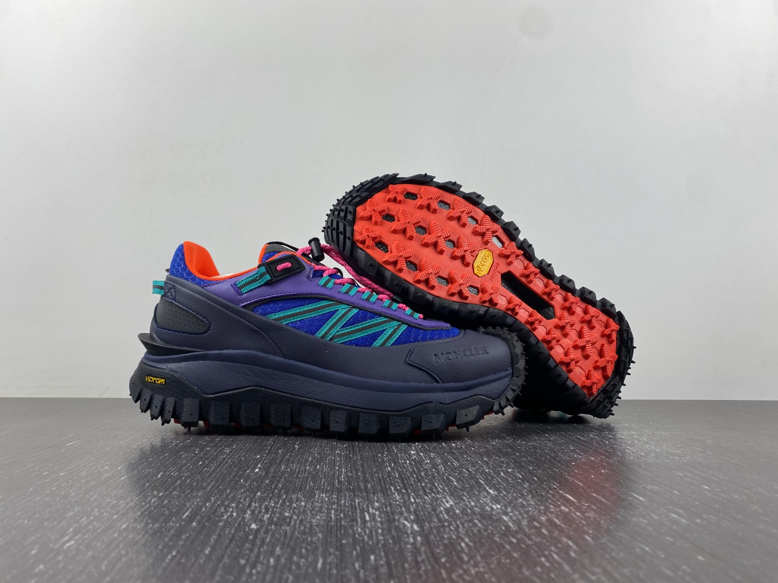 MONcler Trailgrip Gore-Tex