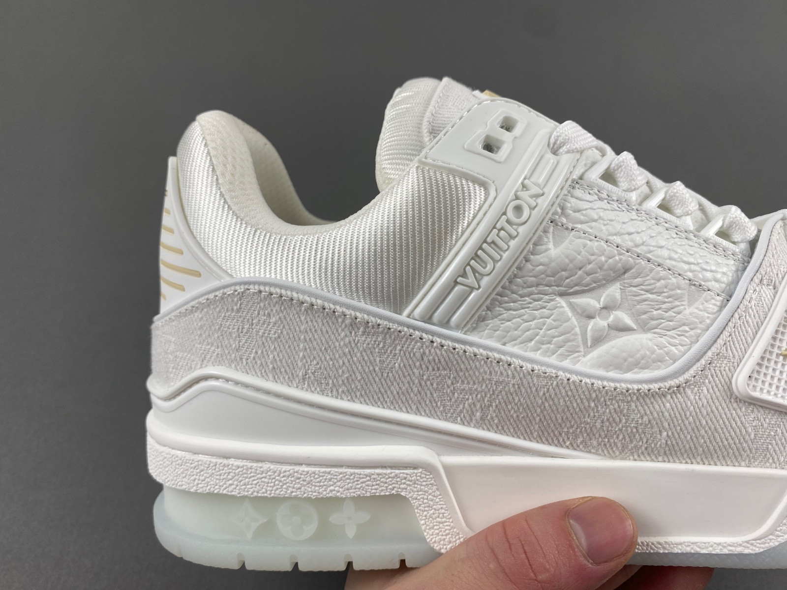 LVT SNEAKERS