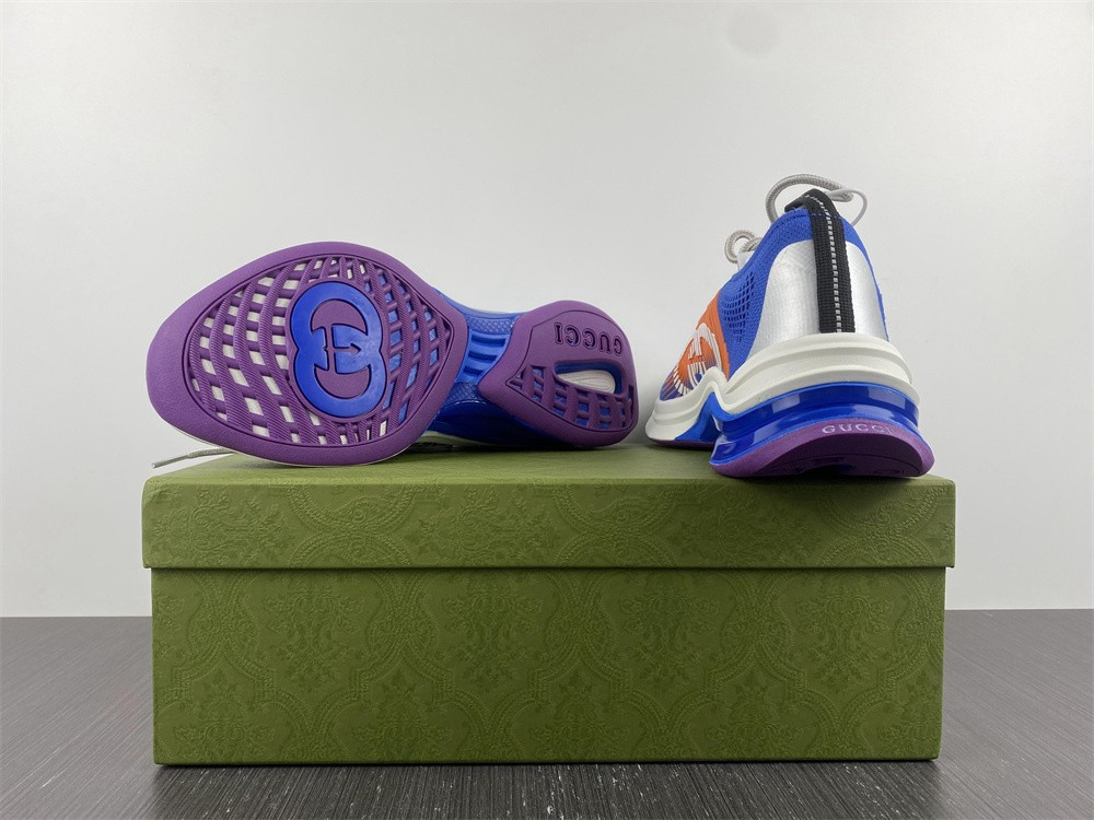 G*u*i sneaker
