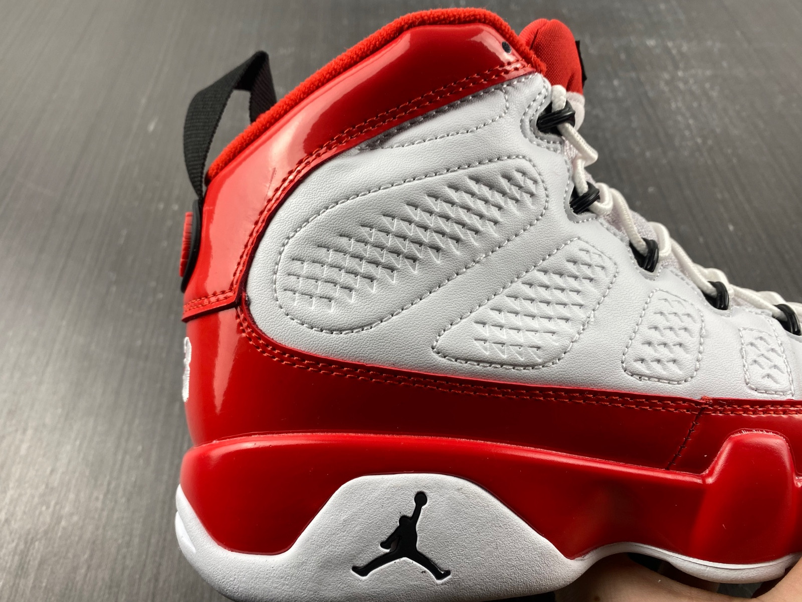 AIR JORDAN 9 RETRO 
