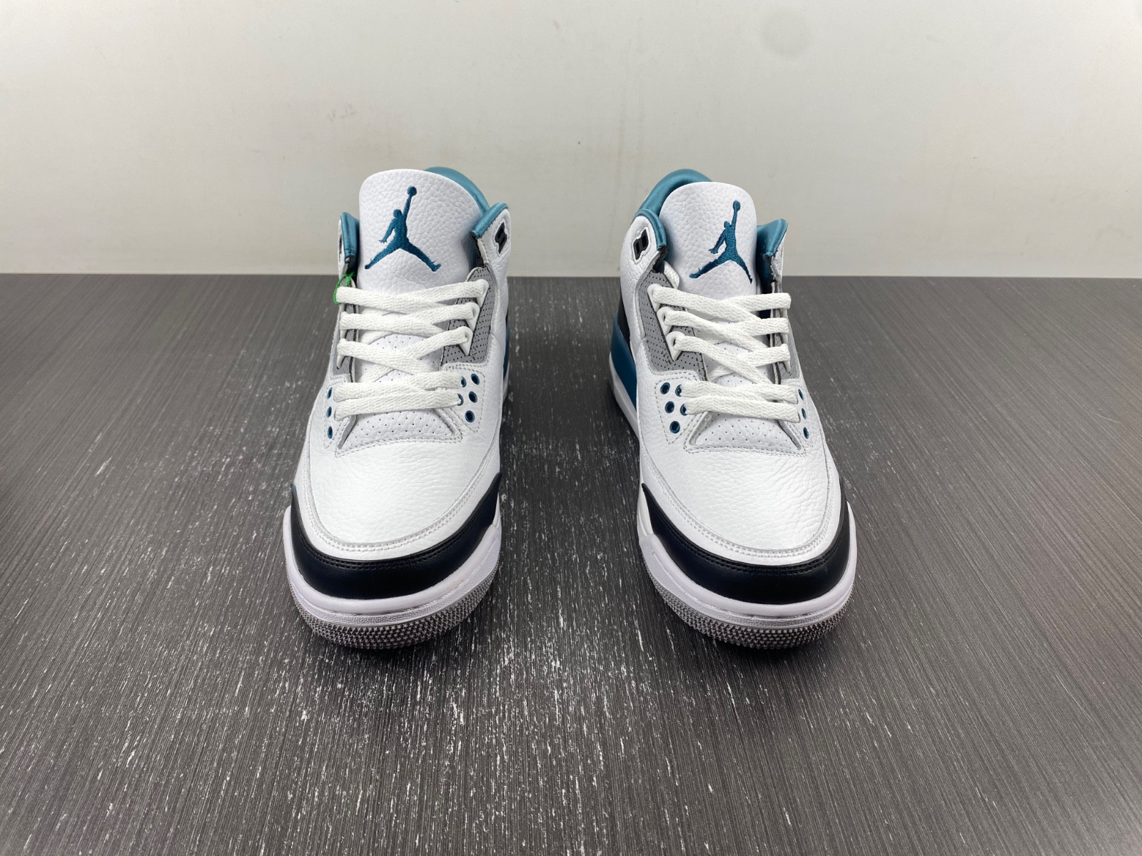 Air Jordan 3 Retro