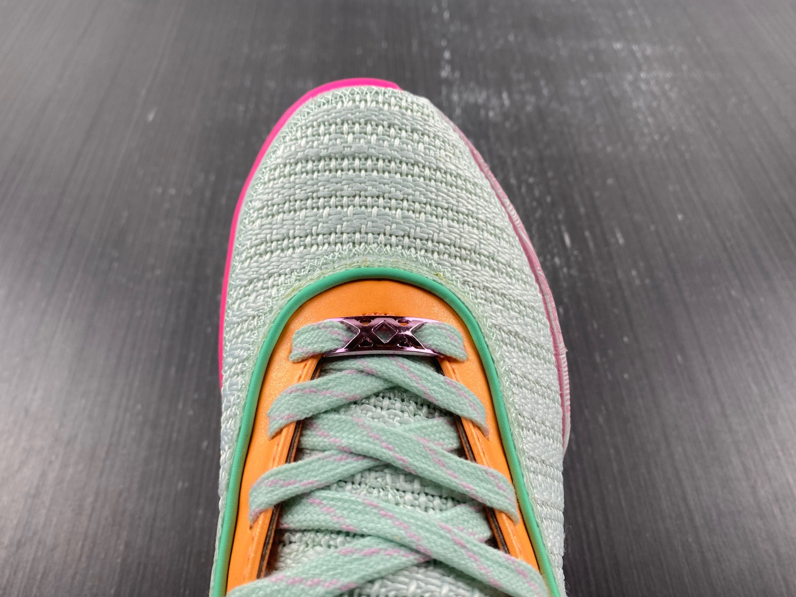 Nike LEBRON 20 EP 