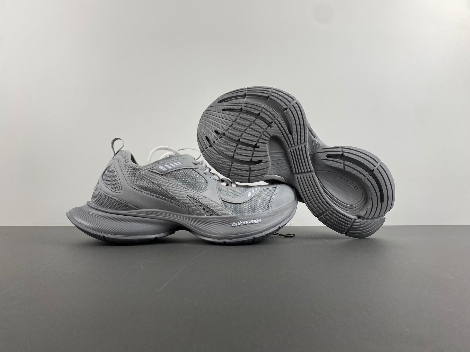 BC XL SNEAKERS