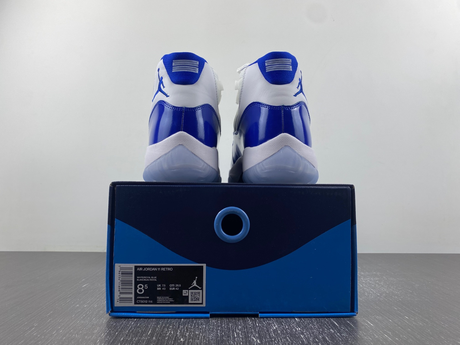 Air Jordan 11