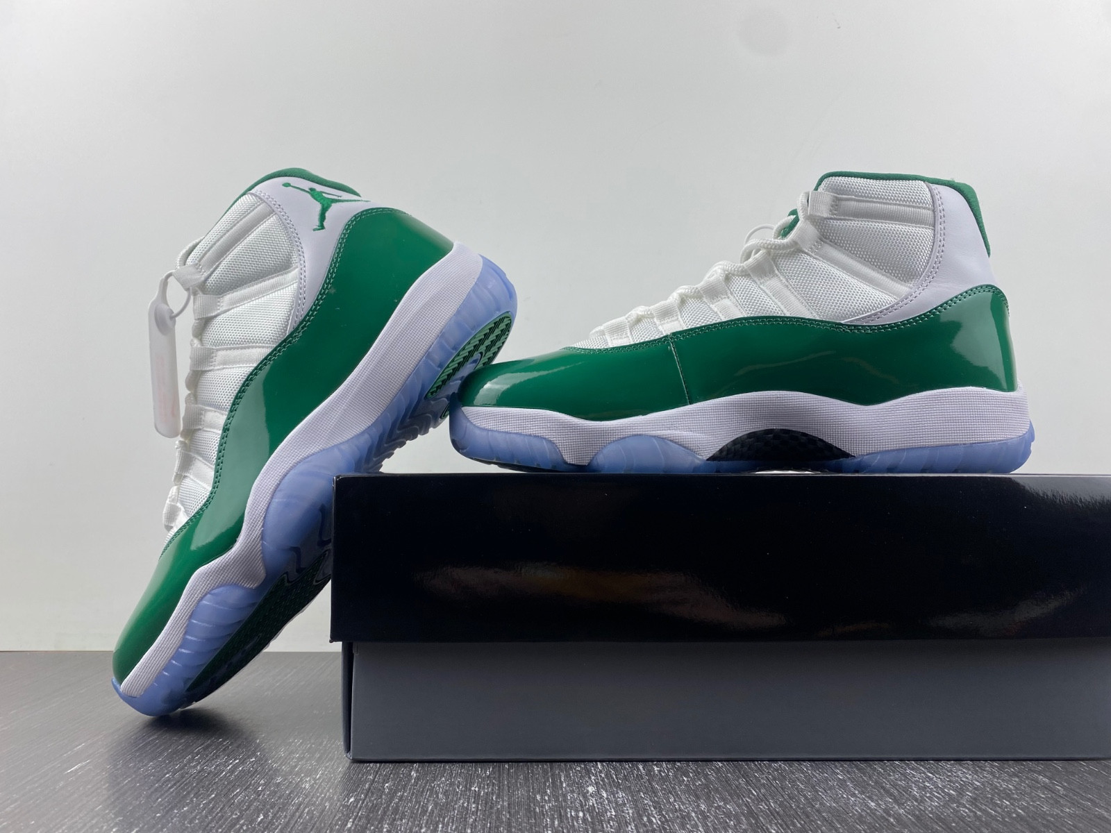 Air Jordan 11