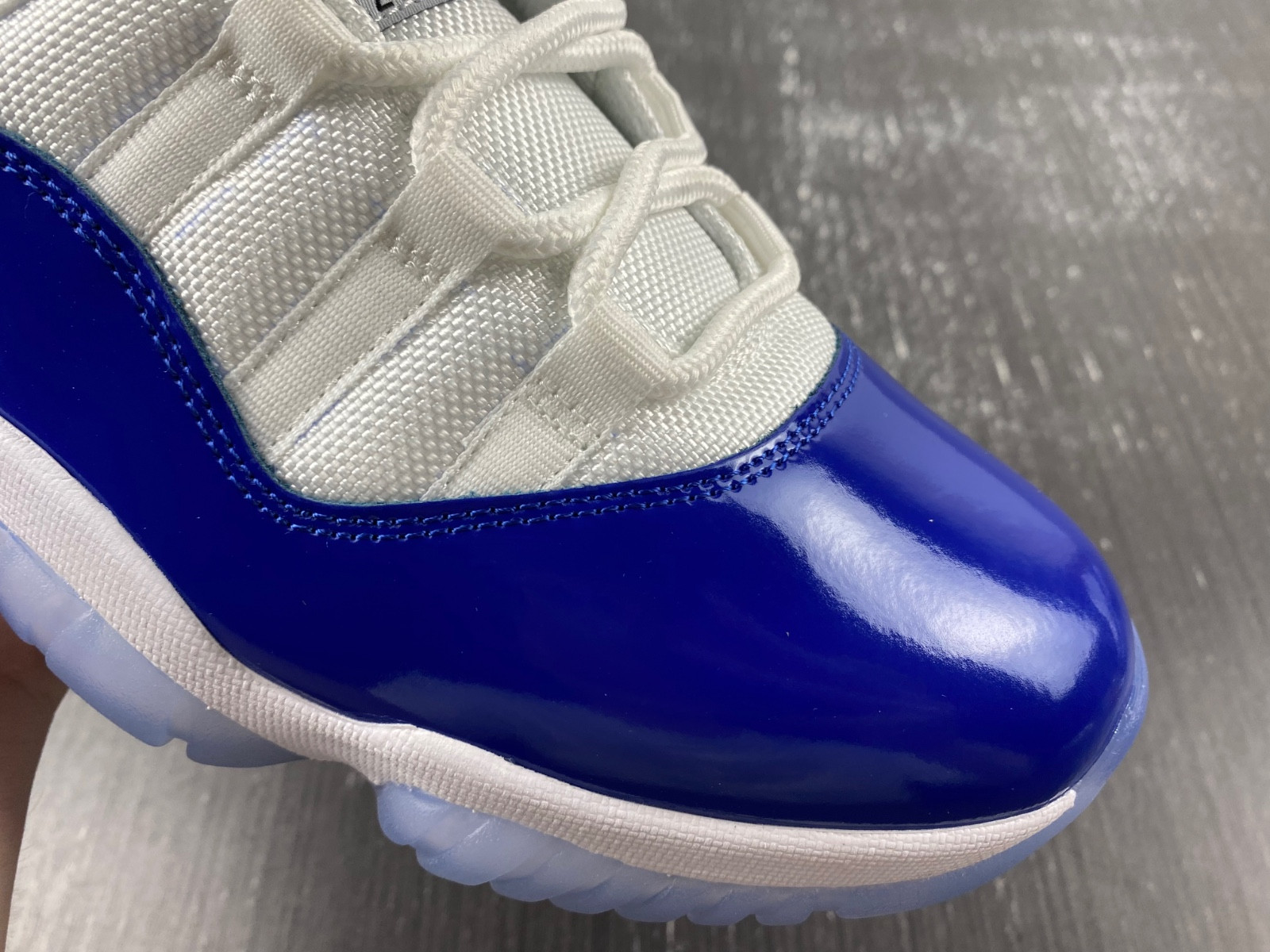 Air Jordan 11