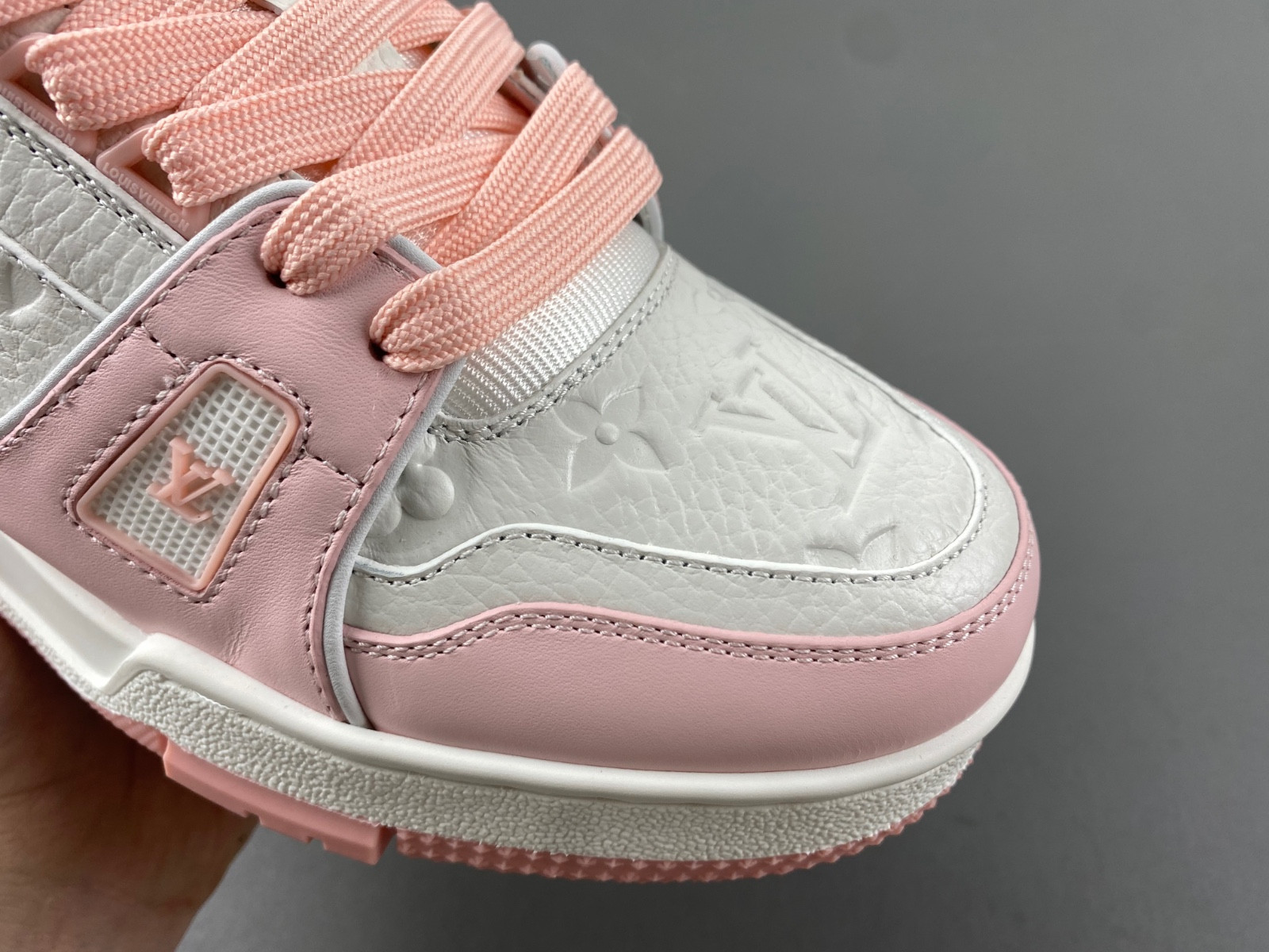 LVT SNEAKERS