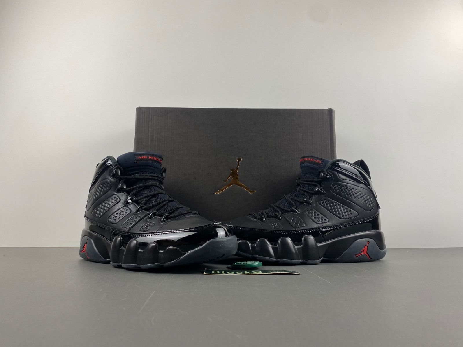Air Jordan 9 Retro 