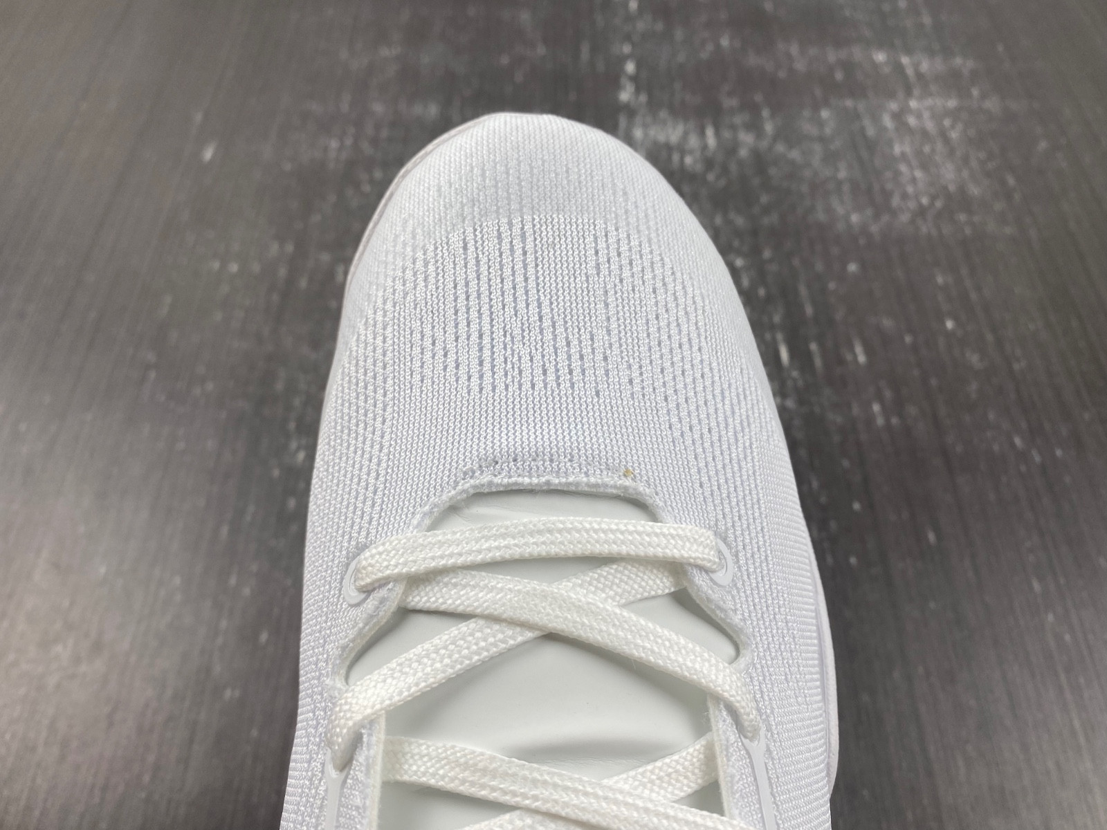 Nike Kobe 8 Protro White Metallic Gold FV6325-100