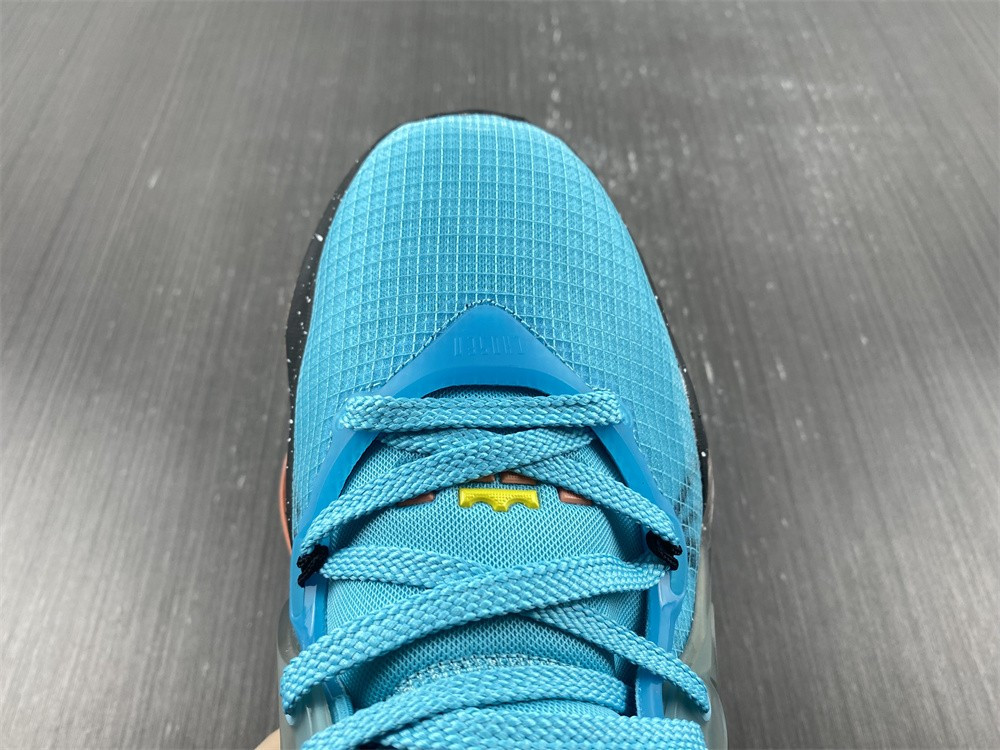 Nike LeBron 19 “Polarized Blue” DC9338-400