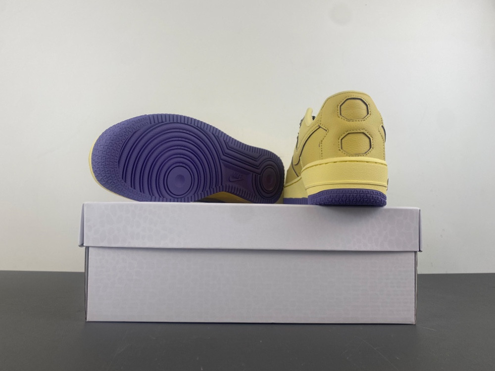 Kobe Bryant x Nike Air Force 1 Low Protro “Soft Yellow” HV9408-700