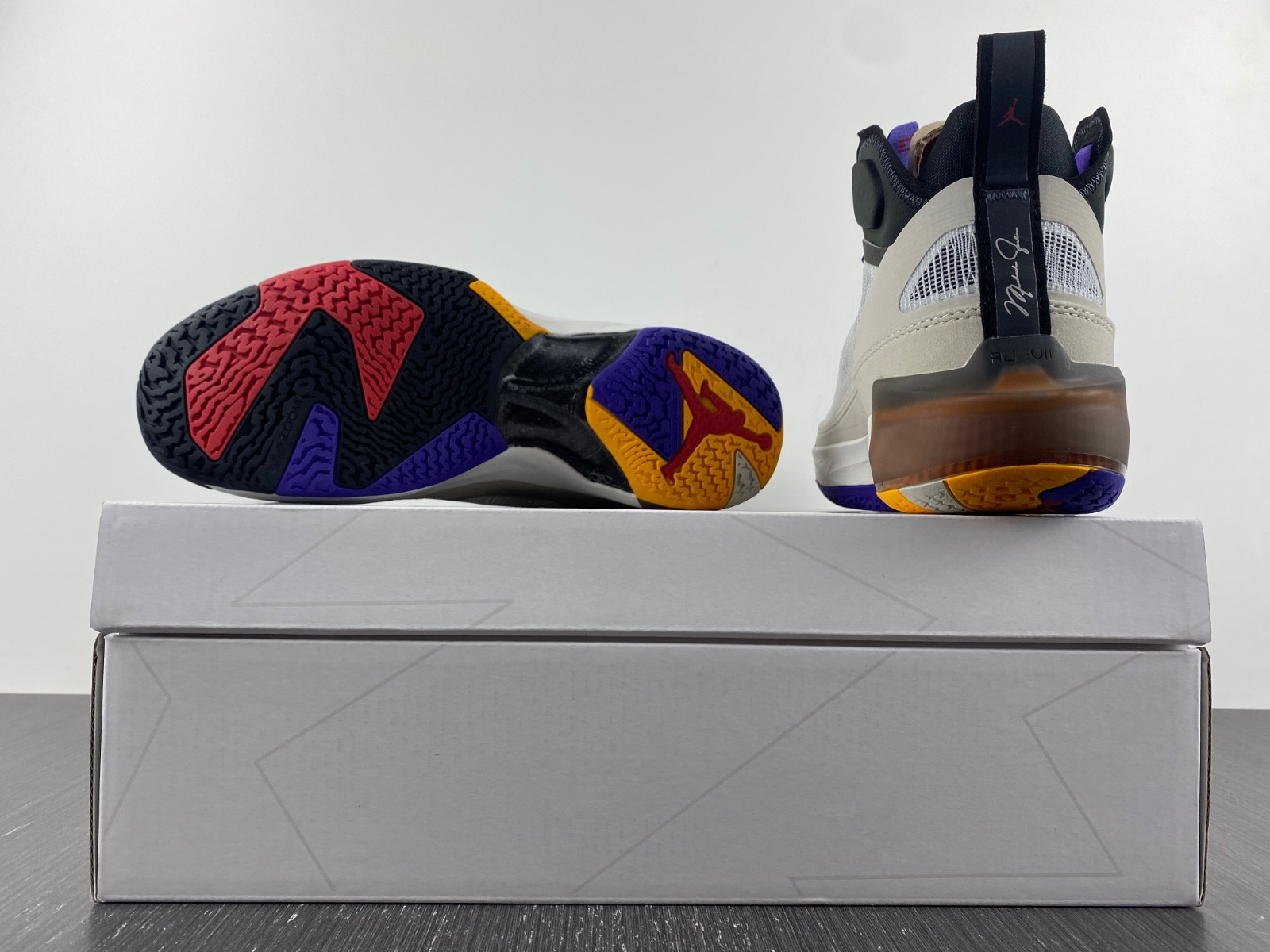 Air Jordan 37 “Beyond Borders” DD6958-060