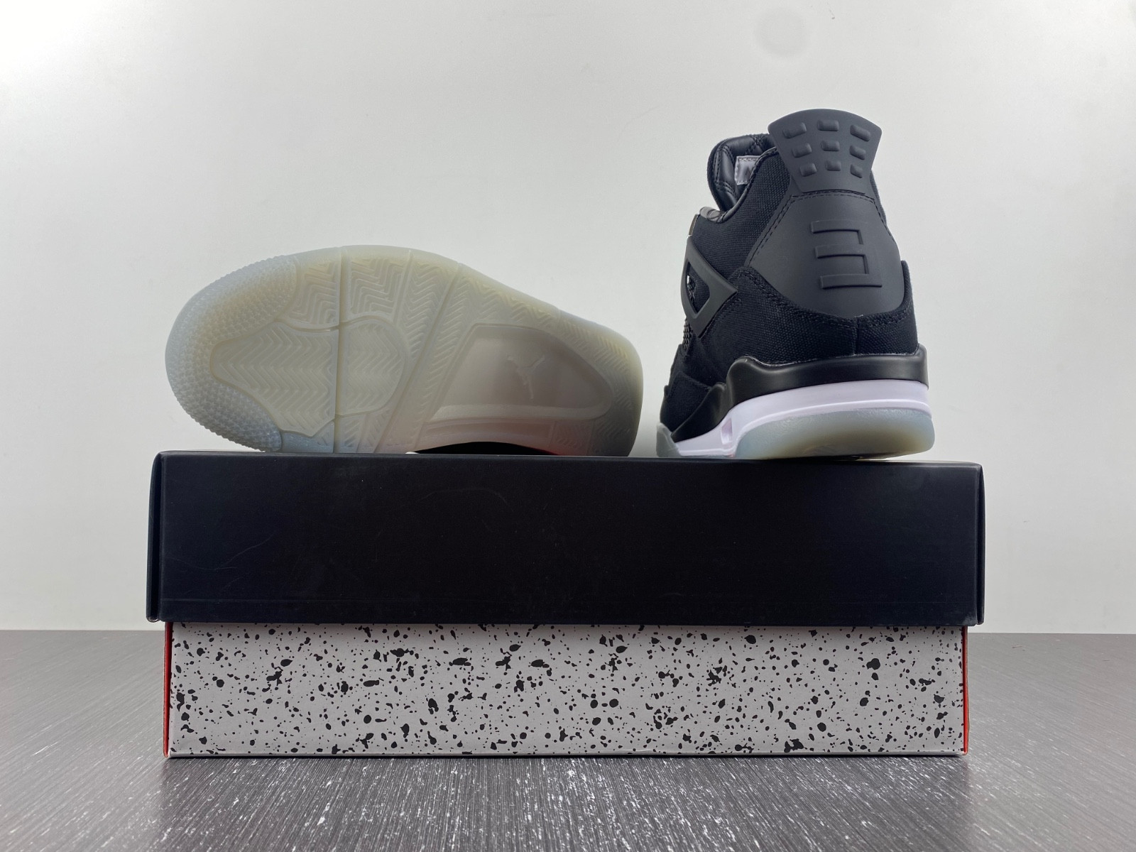 Eminem x Carhartt x Air Jordan 4 Retro 