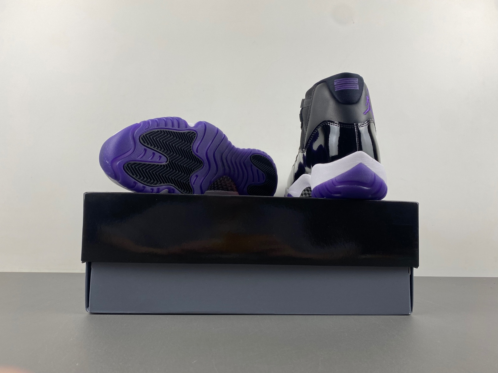 Air Jordan 11