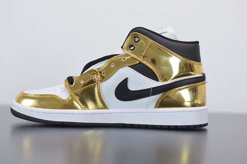 AIR JORDAN 1 MID 554727-156