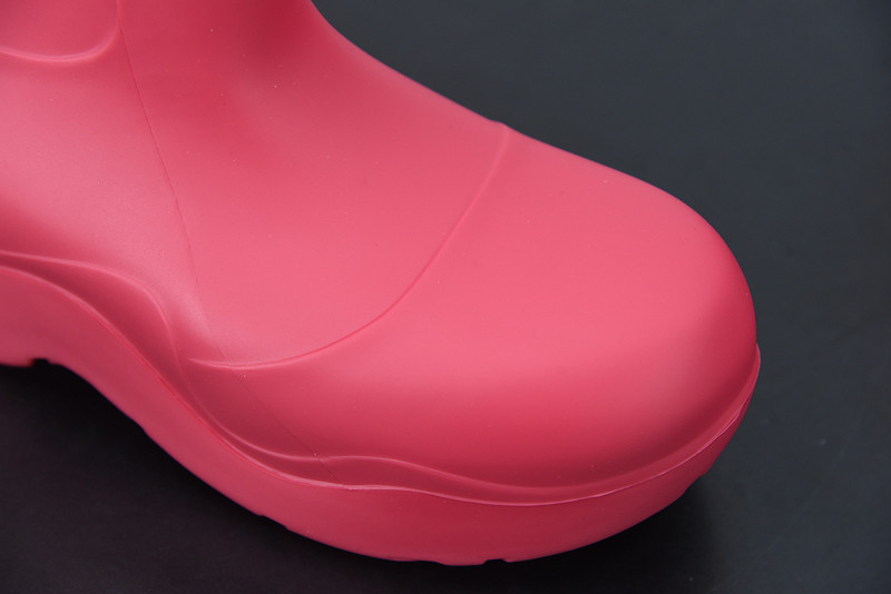 b0tte*a Ven*ta sneaker