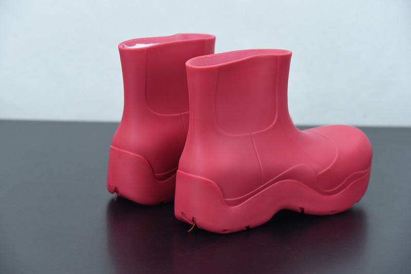 b0tte*a Ven*ta sneaker