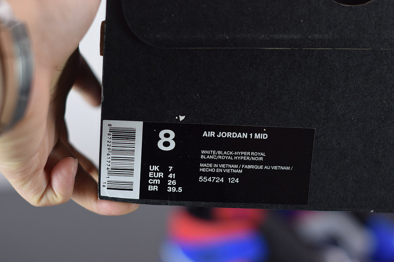 AIR JORDAN 1 RETRO MID 