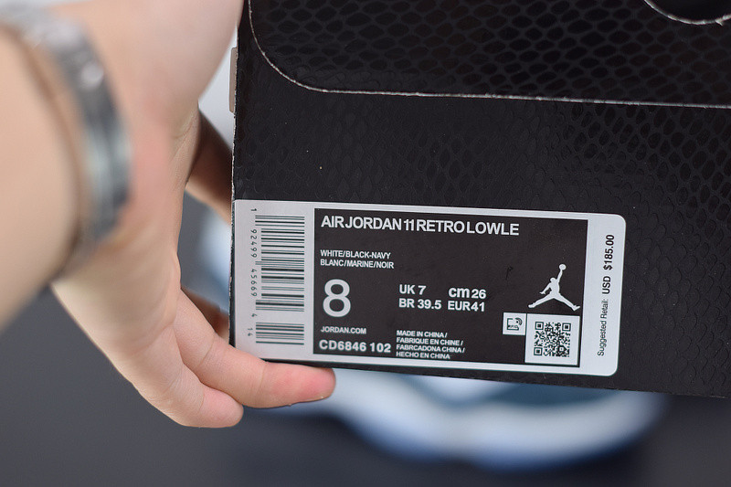 AIR JORDAN 11 RETRO LOW 