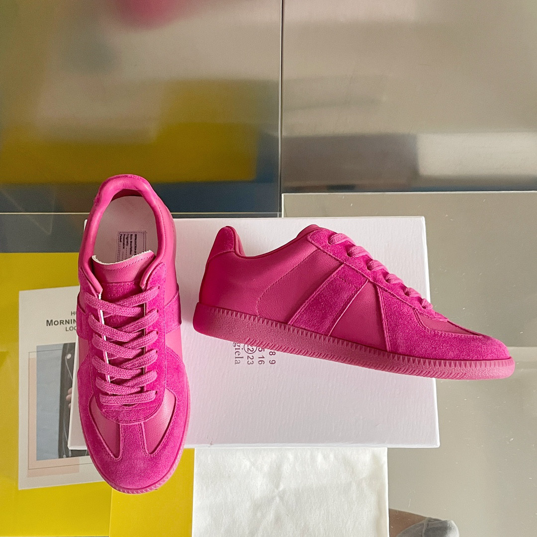 ma*s*n Ma*i*la sneaker