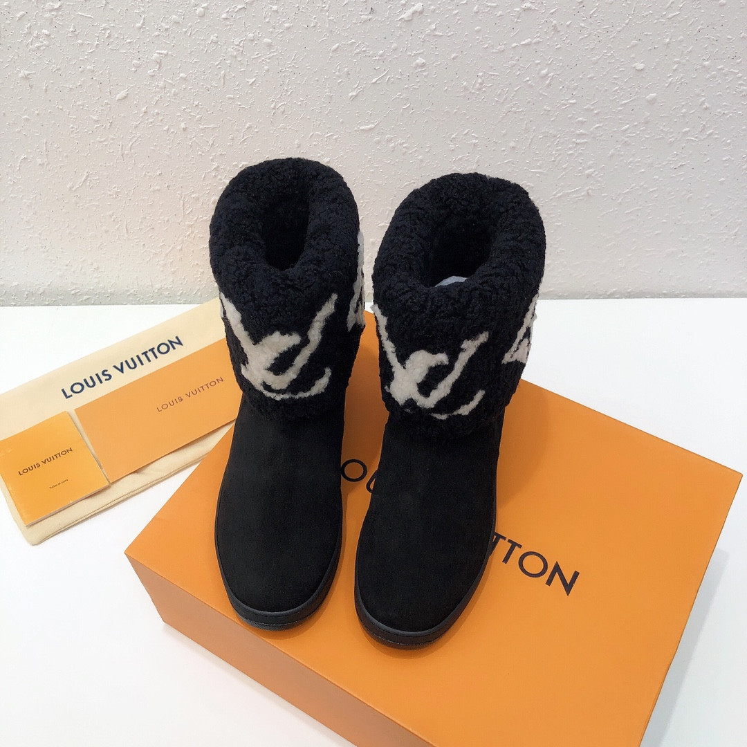 LVT BOOTS