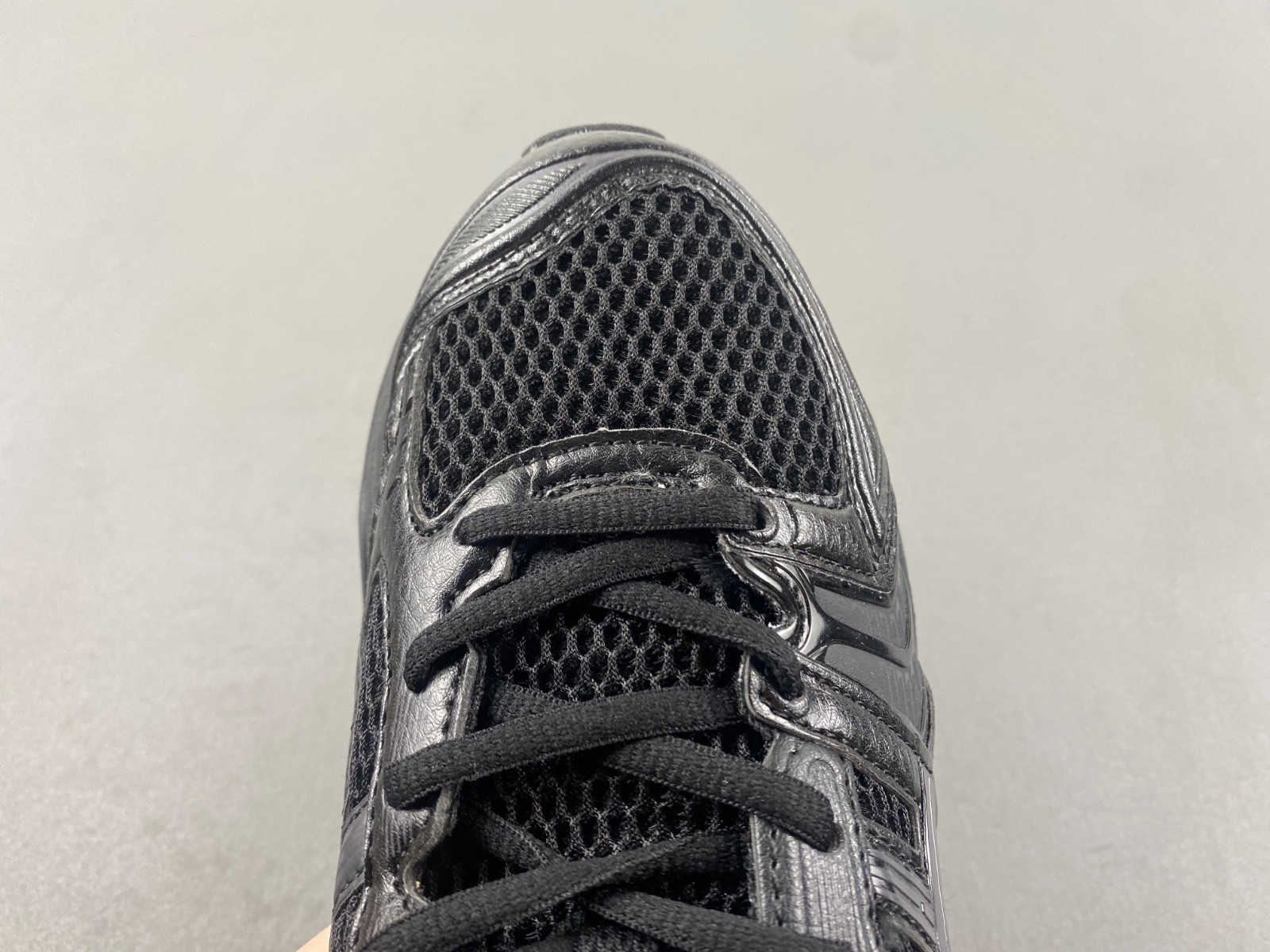 ASICS Gel Kayano 14 