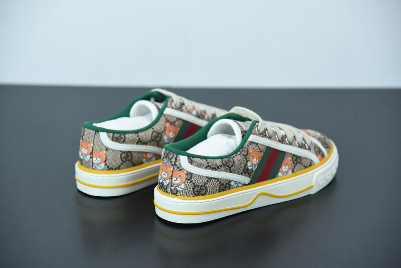 G*u*i sneaker