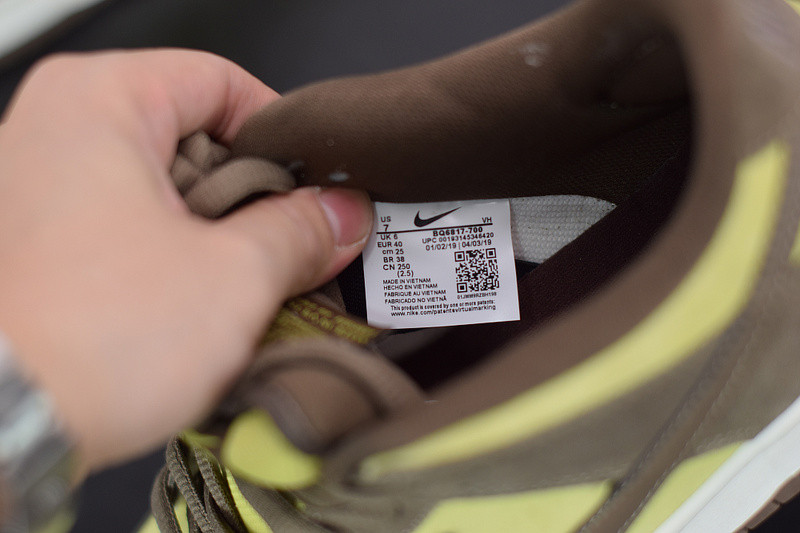 NIKE SB DUNK LOW BQ6817-700