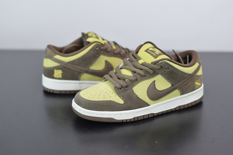 NIKE SB DUNK LOW BQ6817-700