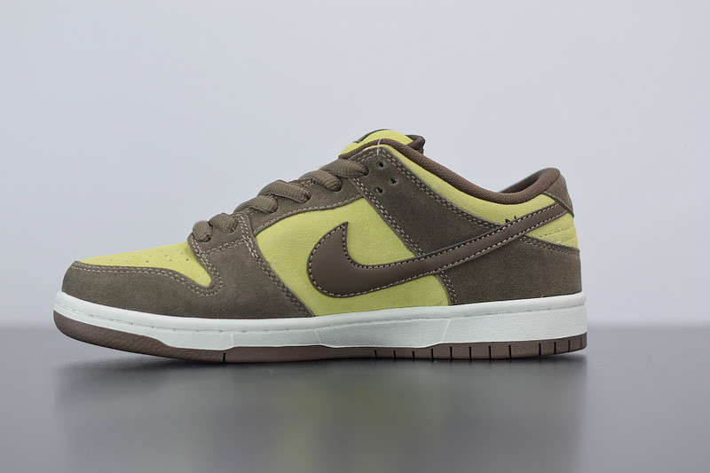 NIKE SB DUNK LOW BQ6817-700