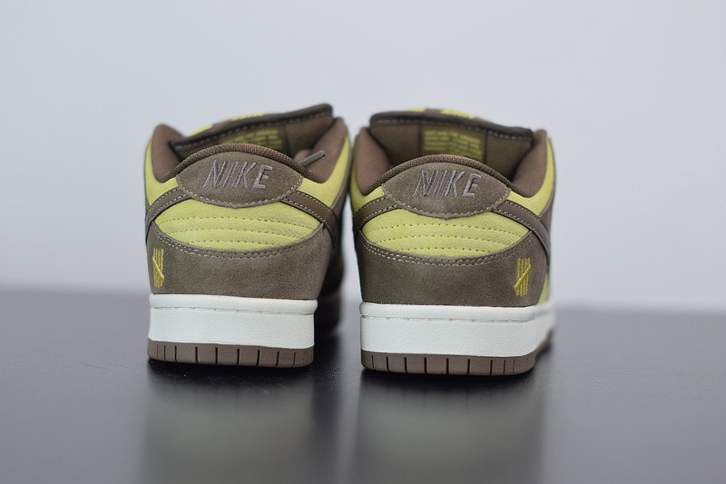 NIKE SB DUNK LOW BQ6817-700