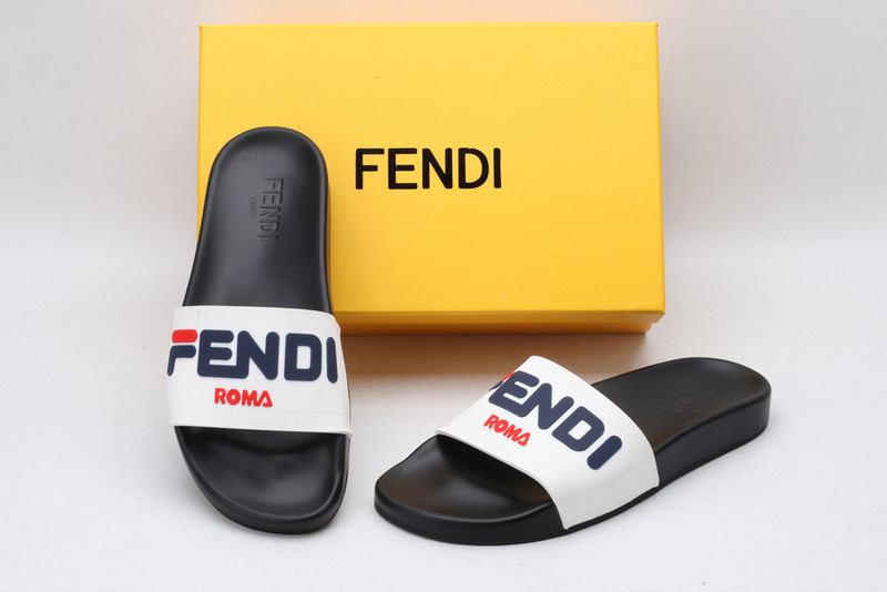 FENDI SLIDE