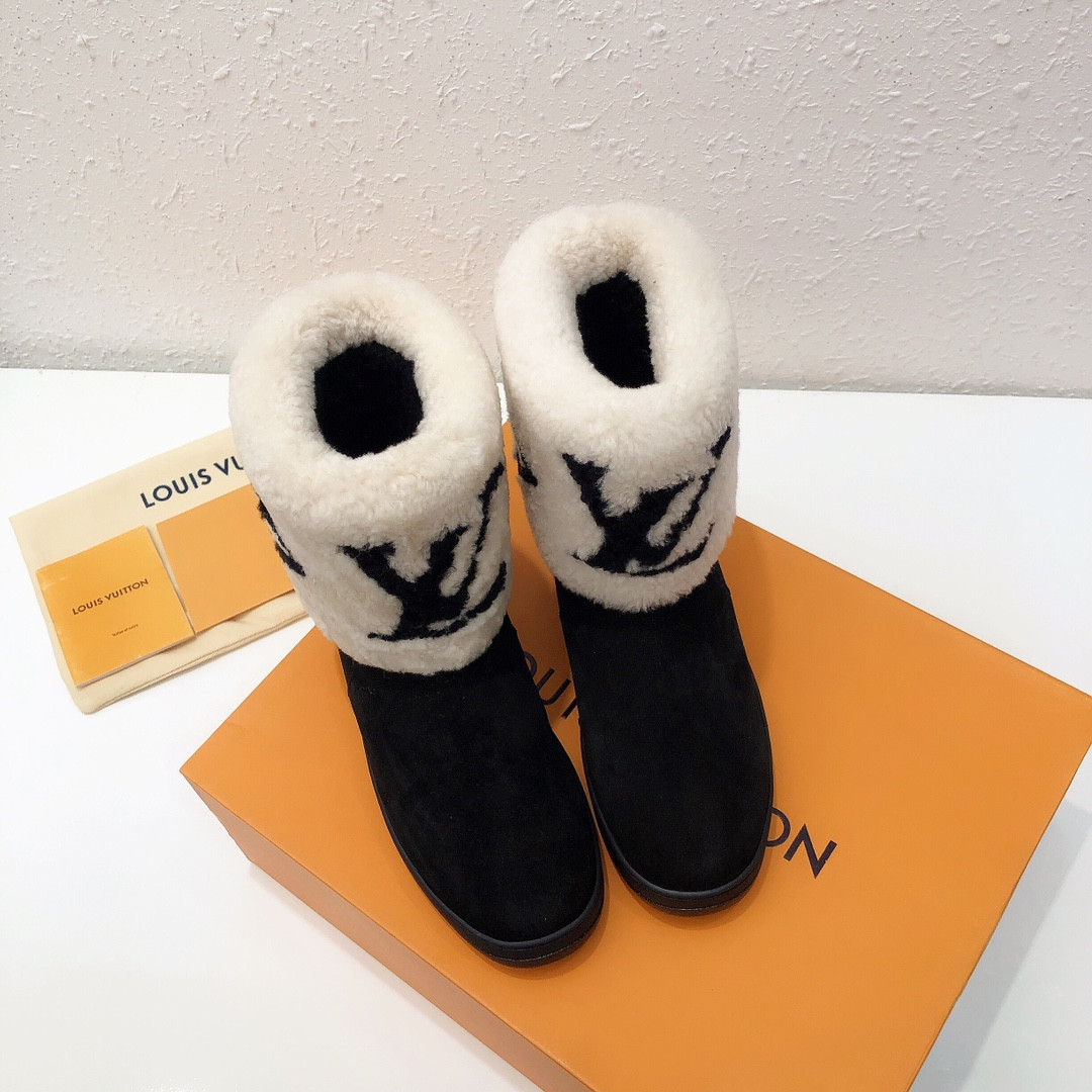 LVT BOOTS
