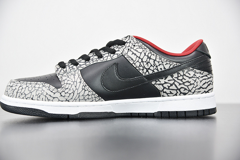 Supreme X NIKE SB DUNK LOW PRO SB 