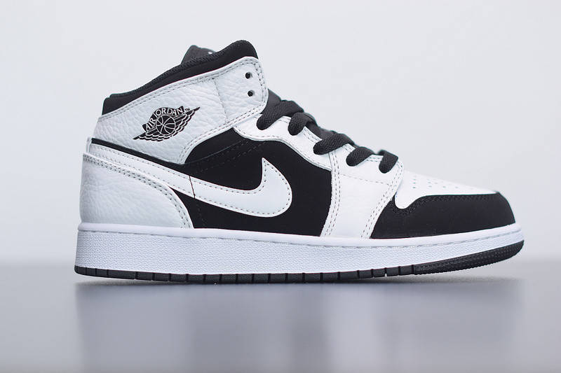 AIR JORDAN 1 MID WHITE BLACK 554725-113