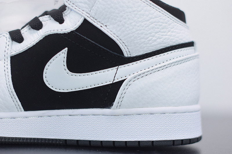 AIR JORDAN 1 MID WHITE BLACK 554725-113