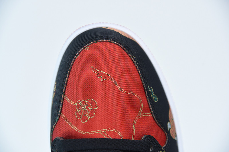 AIR JORDAN 1 LOW OG “CHINESE NEW YEAR” DD2233-001