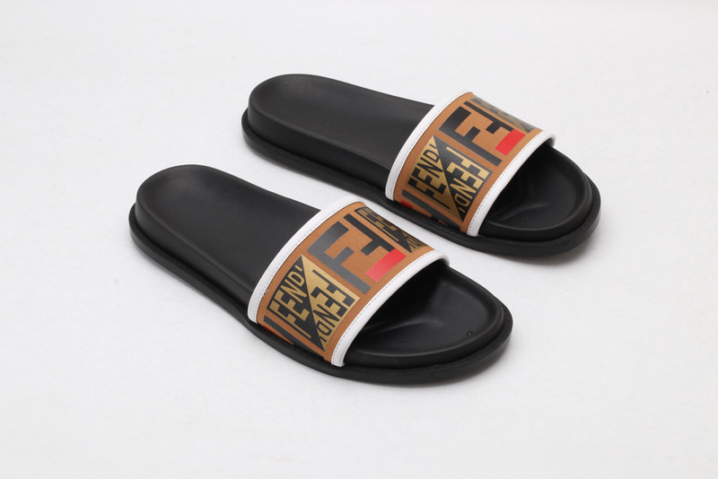 FENDI SLIDE
