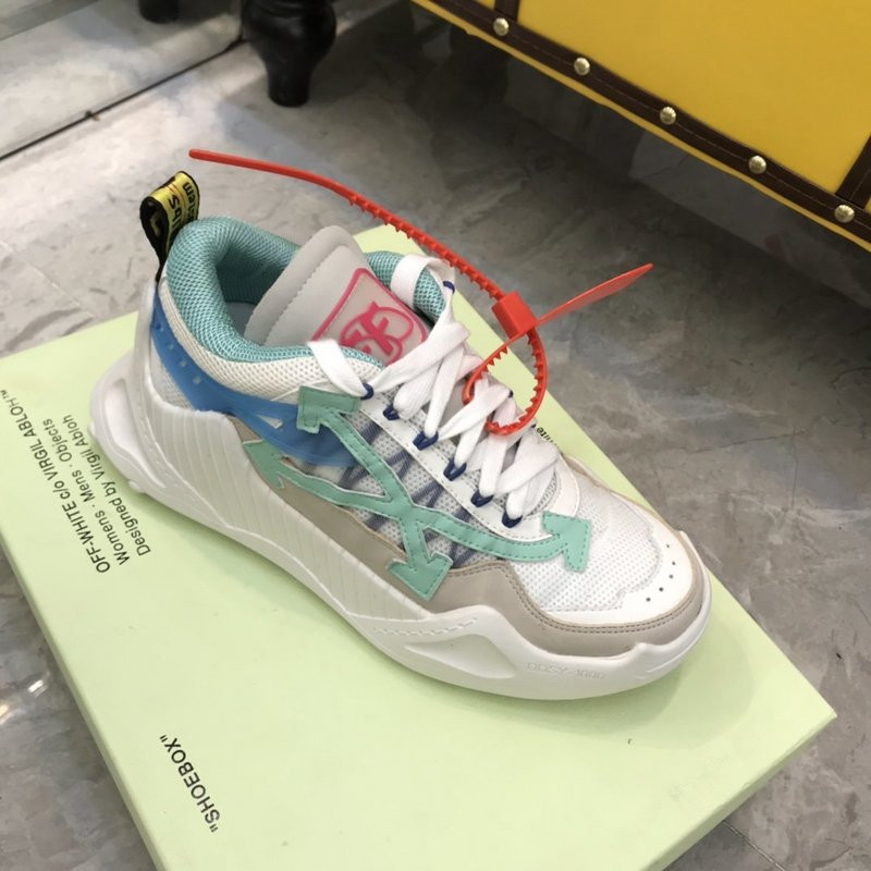 OF C/O ODSY-1000 SNEAKER