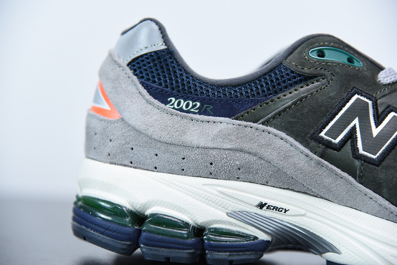 NEW BALANCE ML2002RA